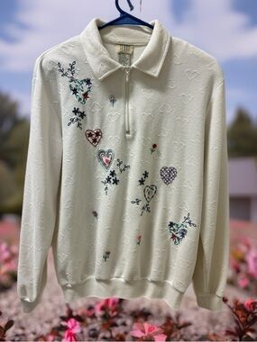 Cream Embroidered and Beaded Half-Zip Sweater with Hearts and Flowers Size M